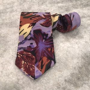 Vintage Ambassador Purple Floral Necktie Mens Tie Hippie Retro Artsy Print